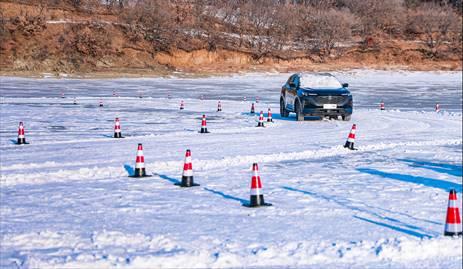 -20℃10W级SUV谁最会玩？第二代CS55PLUS给你答案