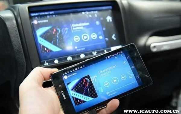红旗H7手机投屏教程，红旗H7怎么连接carplay/carlife