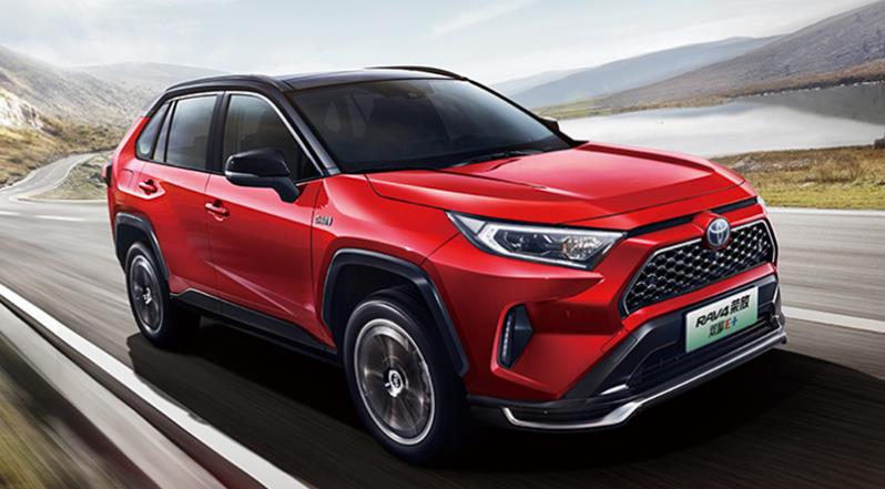 双擎动力能文能武，RAV4荣放2022款畅享驾趣无忧