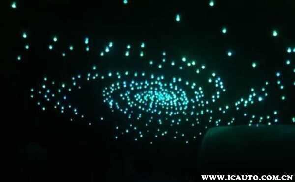 汽车星空顶改装多少钱？汽车星空顶改装效果图